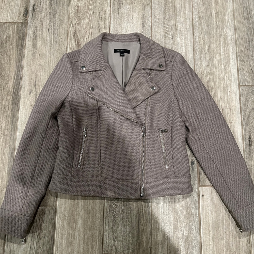 Ann Taylor Grey Fabric Cropped Moto Jacket size small